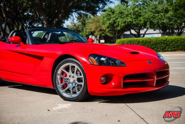 Used 2004 Dodge Viper SRT-10 image 38