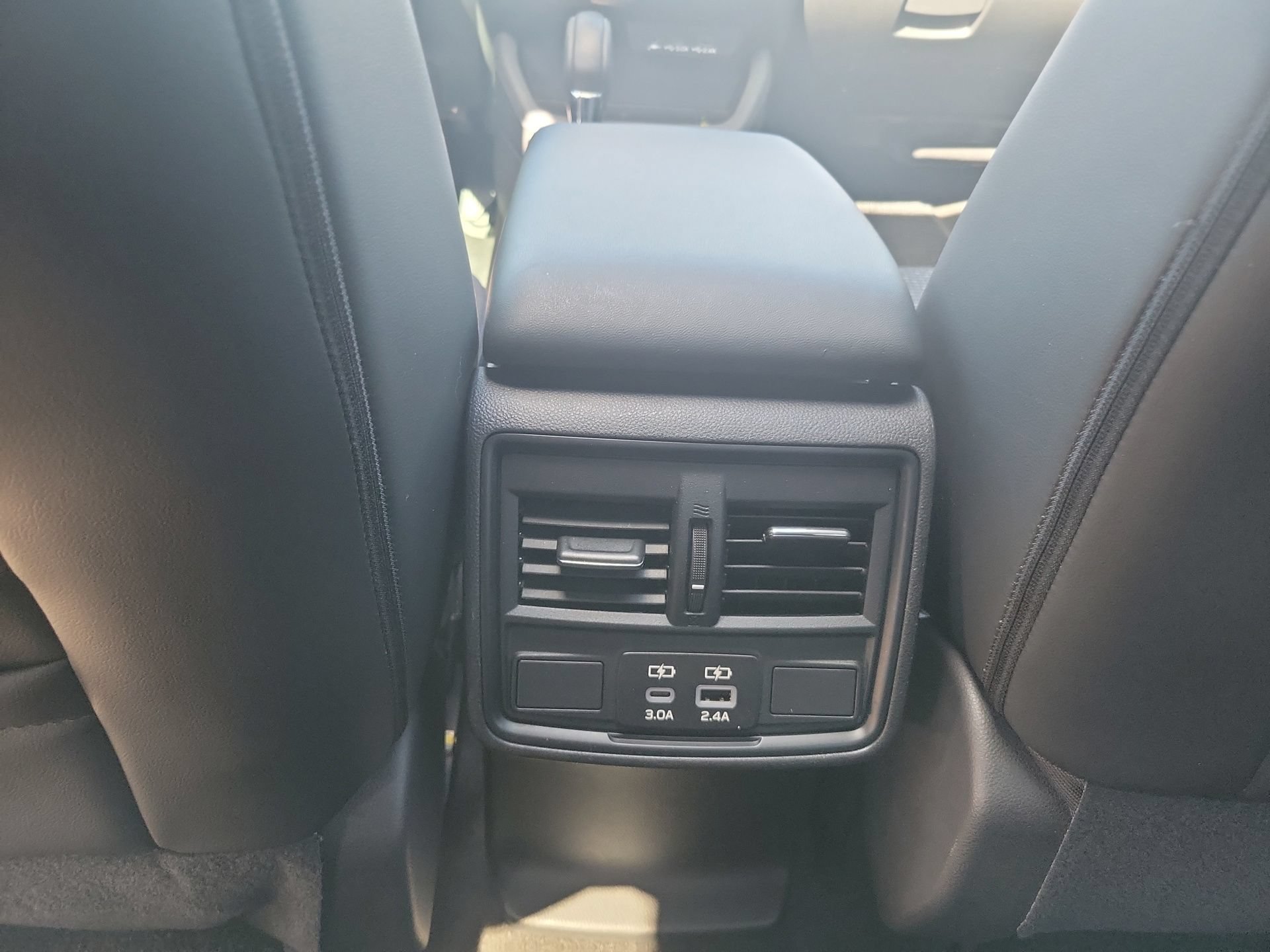 Used 2026 Subaru Forester Premium AWD/4WD image 24