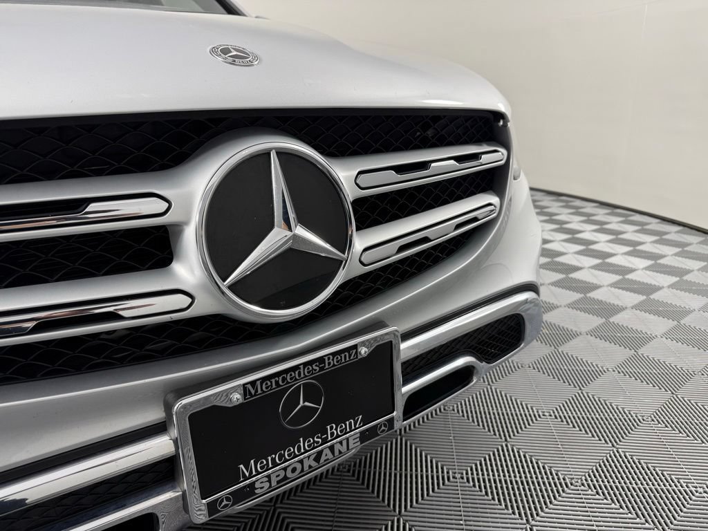 Certified 2020 Mercedes-Benz GLC 300 4MATIC image 2