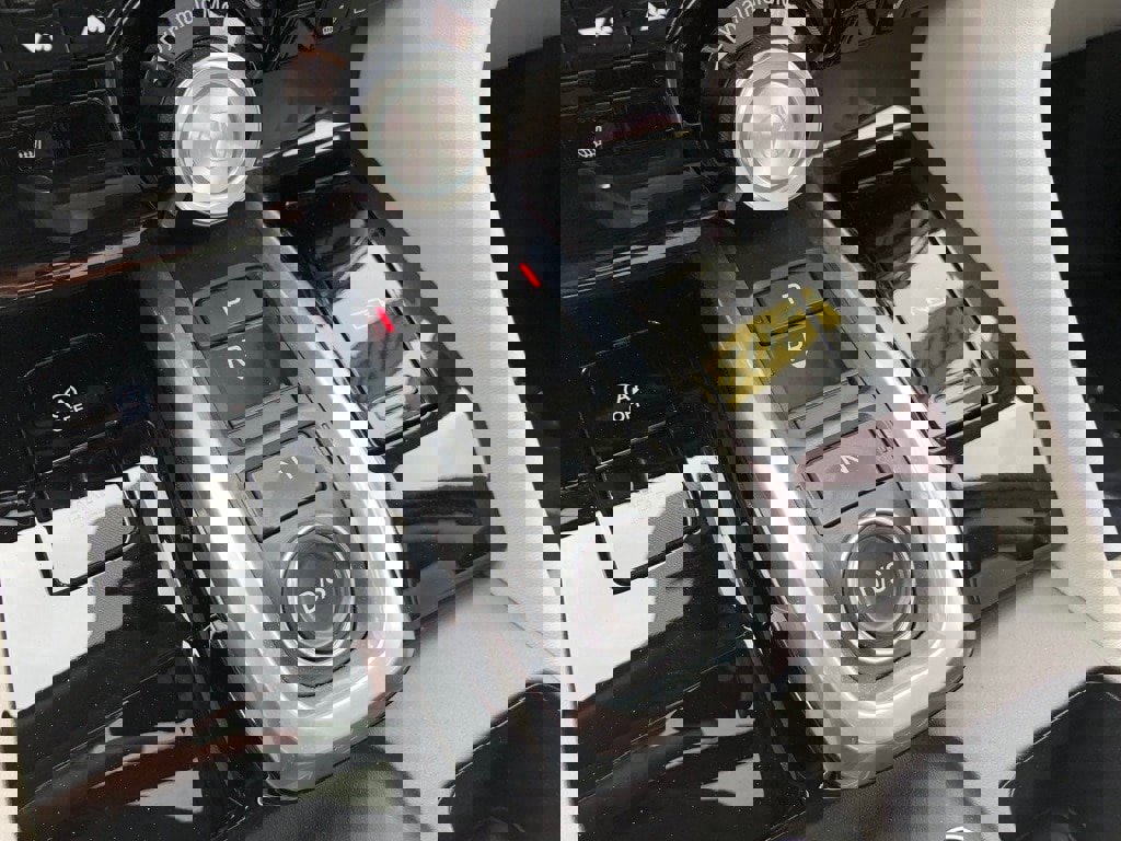 Used 2023 Acura MDX SH-AWD w/ Technology Package image 28