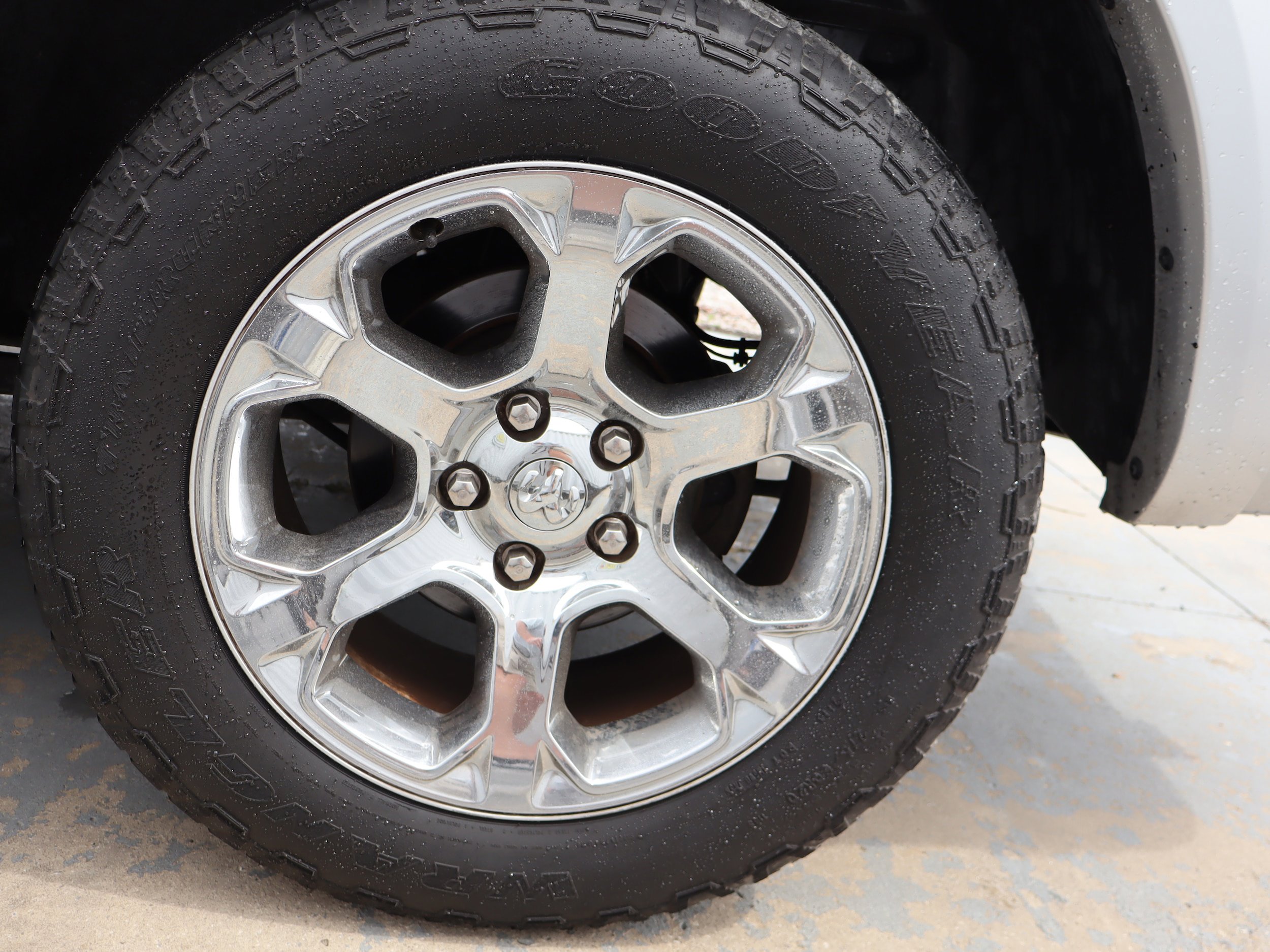 Used 2018 RAM 1500 Laramie w/ Convenience Group RWD image 14