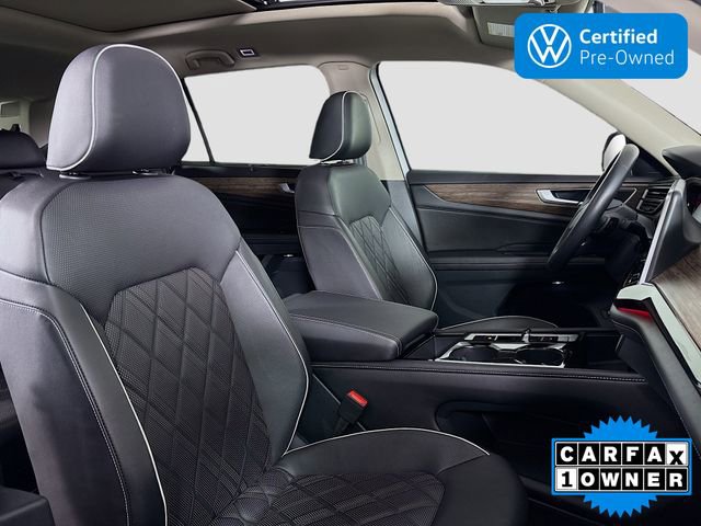 Certified 2024 Volkswagen Atlas SEL Premium R-Line image 31