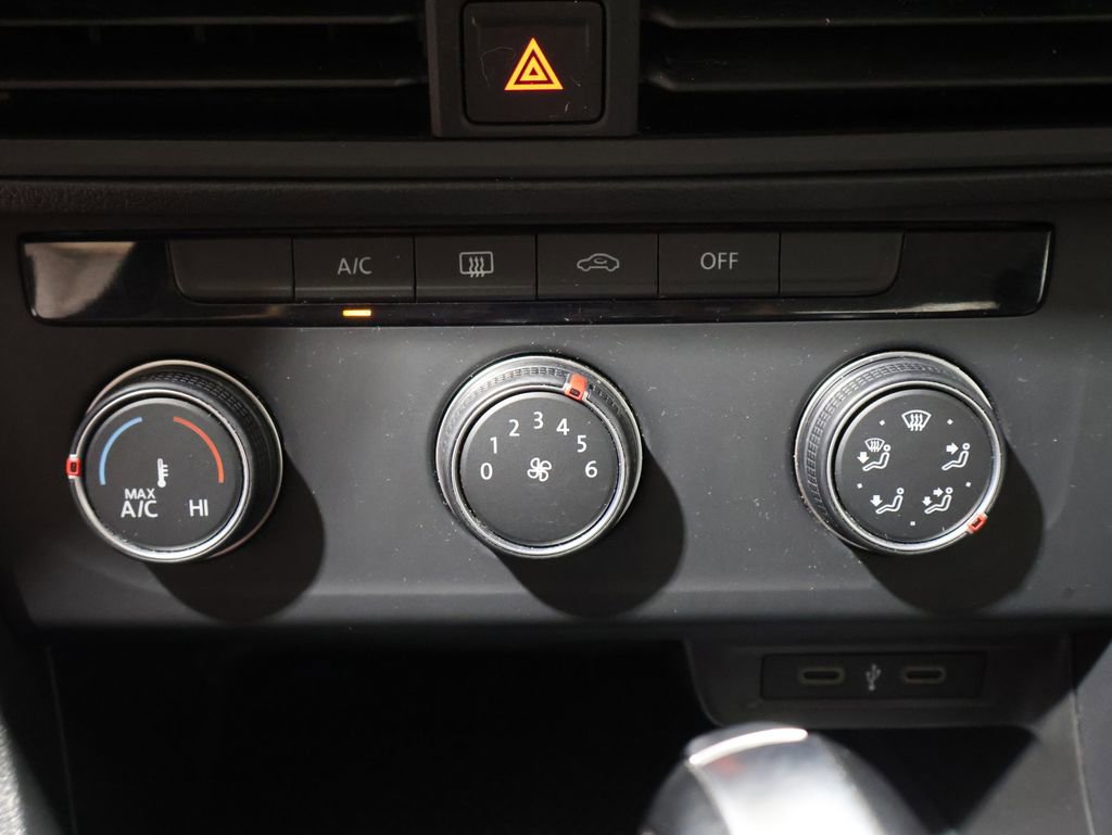 Used 2021 Volkswagen Jetta S image 27