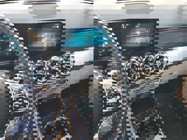 Used 2021 Mercedes-Benz GLB 250 4MATIC image 25