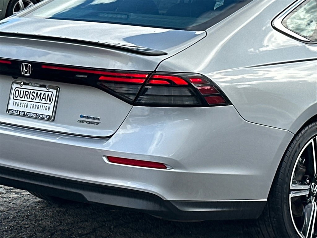 Used 2024 Honda Accord Sport image 7