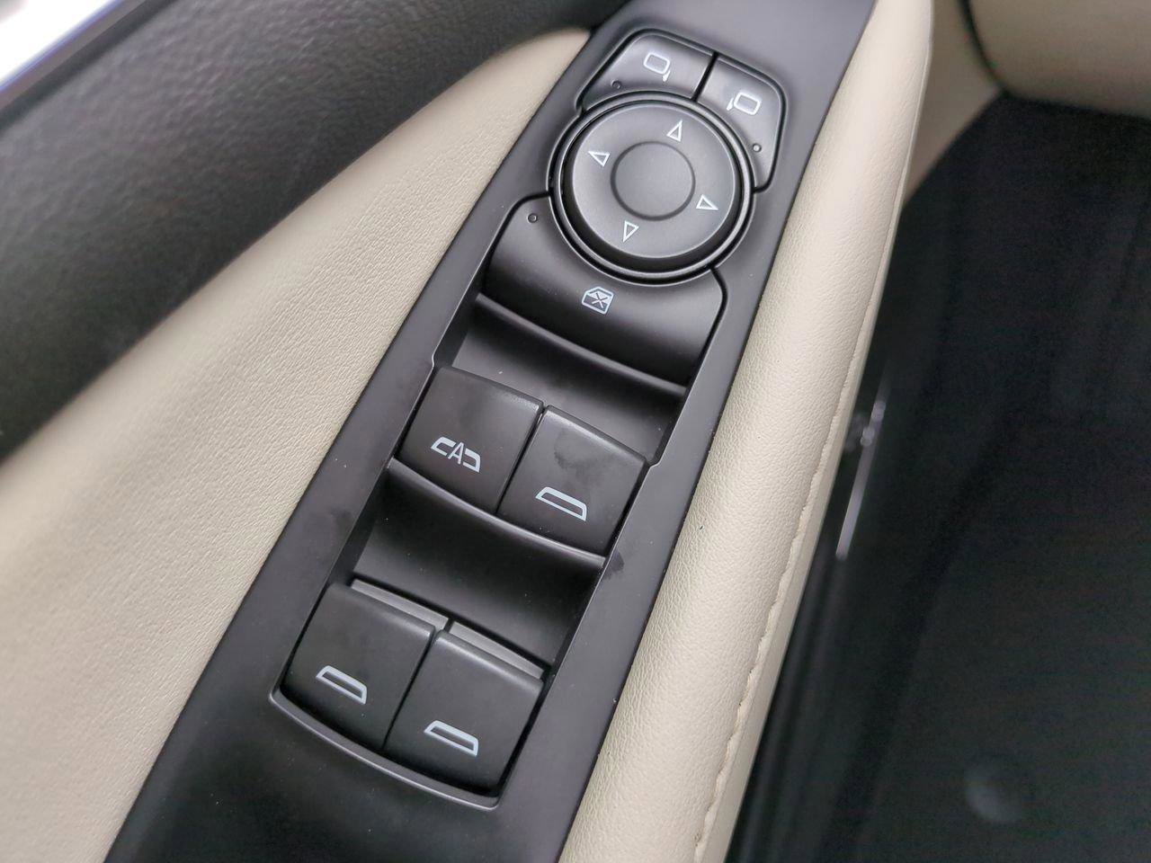 Used 2024 Buick Enclave Essence w/ Technology Package image 23