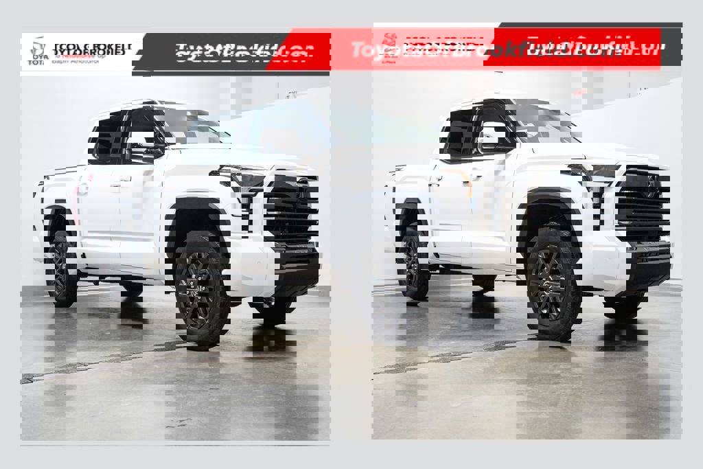 Used 2023 Toyota Tundra SR5 w/ SR5 Convenience Package image 1
