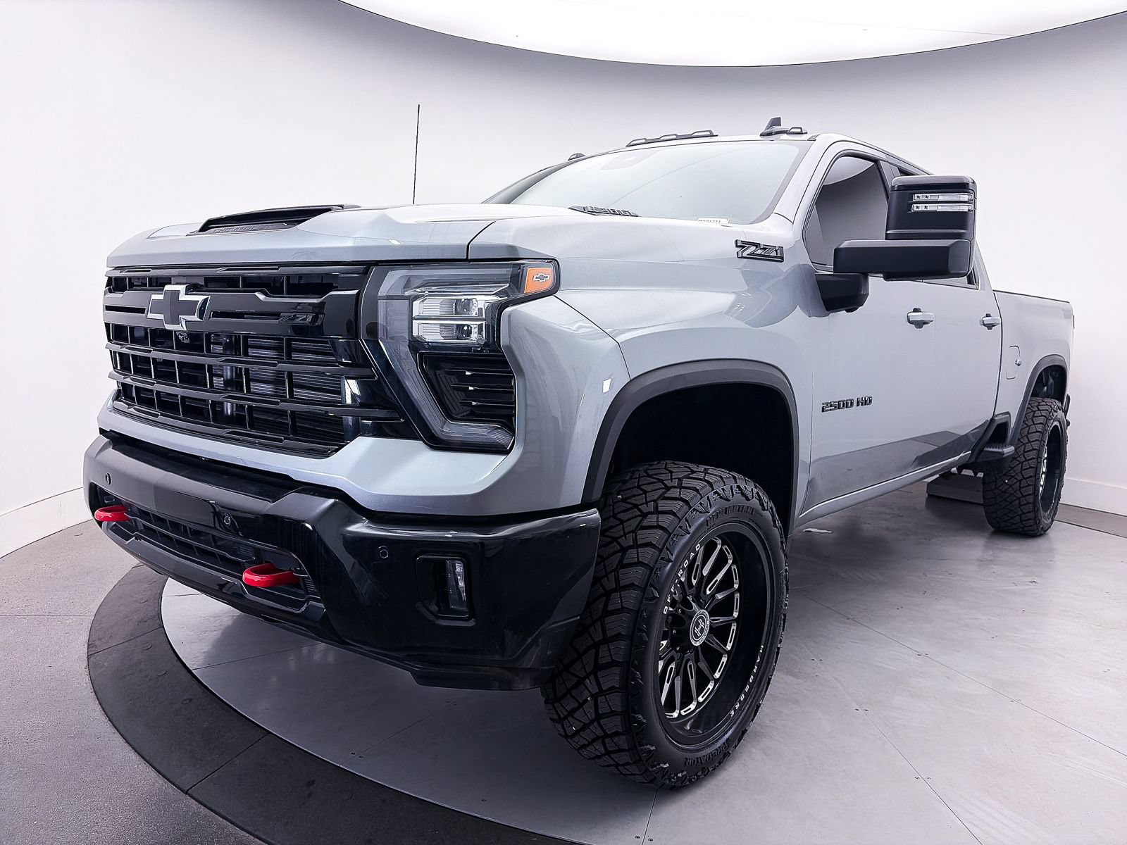 Used 2025 Chevrolet Silverado 2500 LT w/ Trail Boss Package AWD/4WD image 16