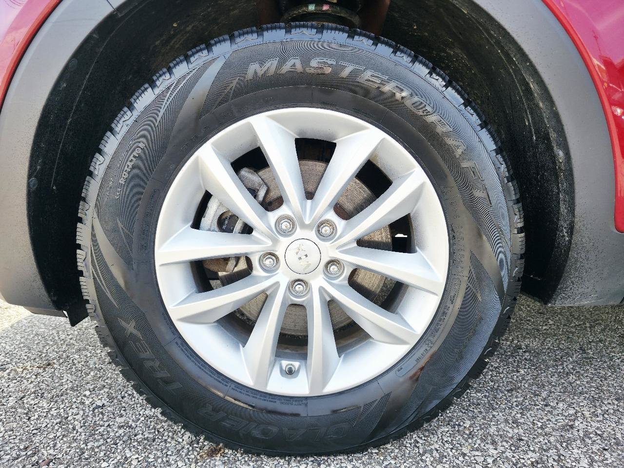 Used 2017 Kia Sorento AWD image 9
