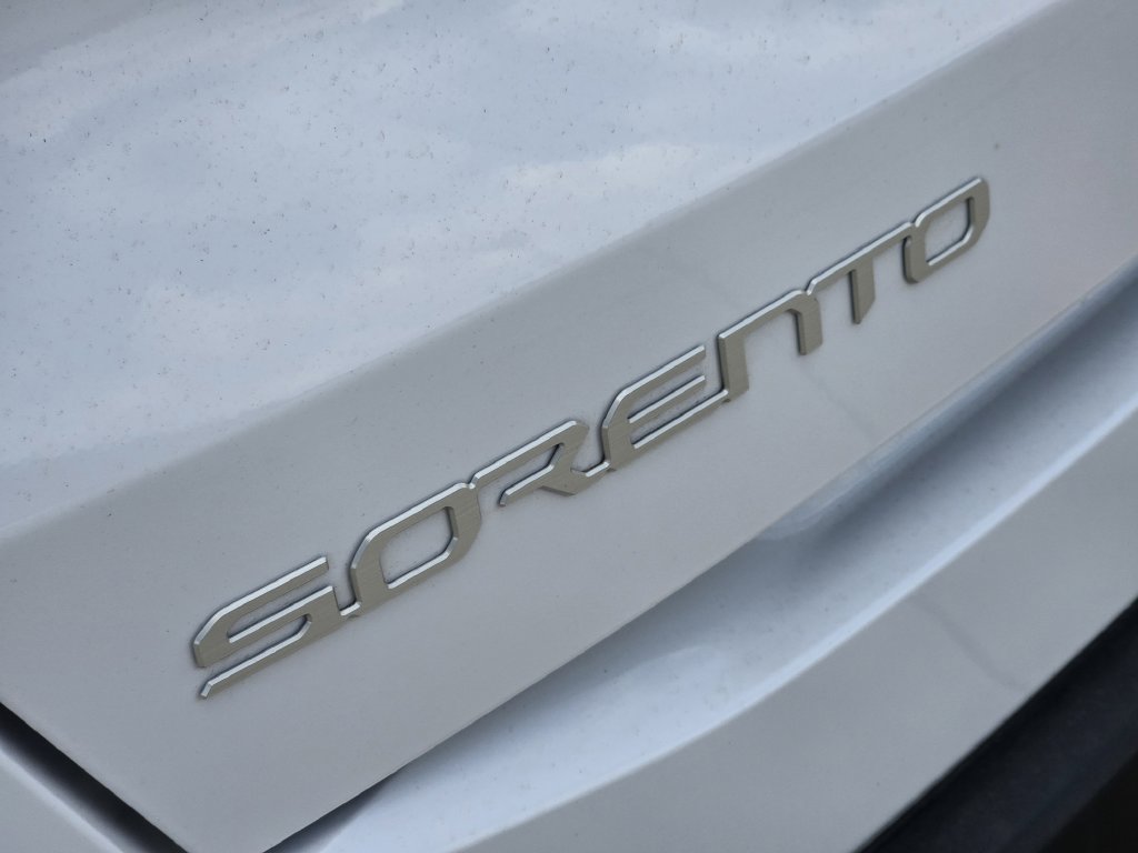 New 2026 Kia Sorento S w/ S Panoramic Sunroof Package FWD image 7