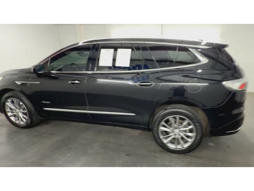 Used 2022 Buick Enclave Avenir w/ Avenir Technology Package FWD image 6