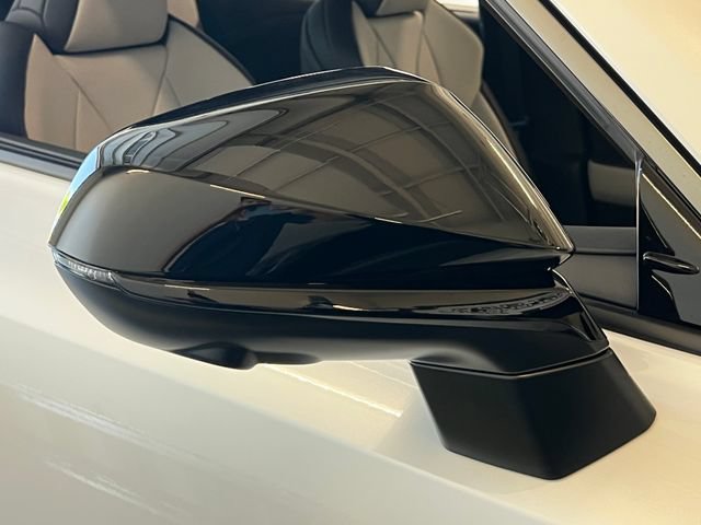 New 2026 Lexus TX 500h AWD image 16