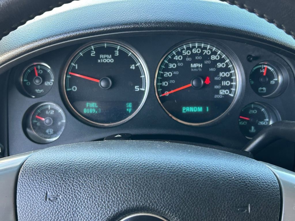 Used 2011 GMC Sierra 3500 SLT w/ SLT Convenience Package image 28