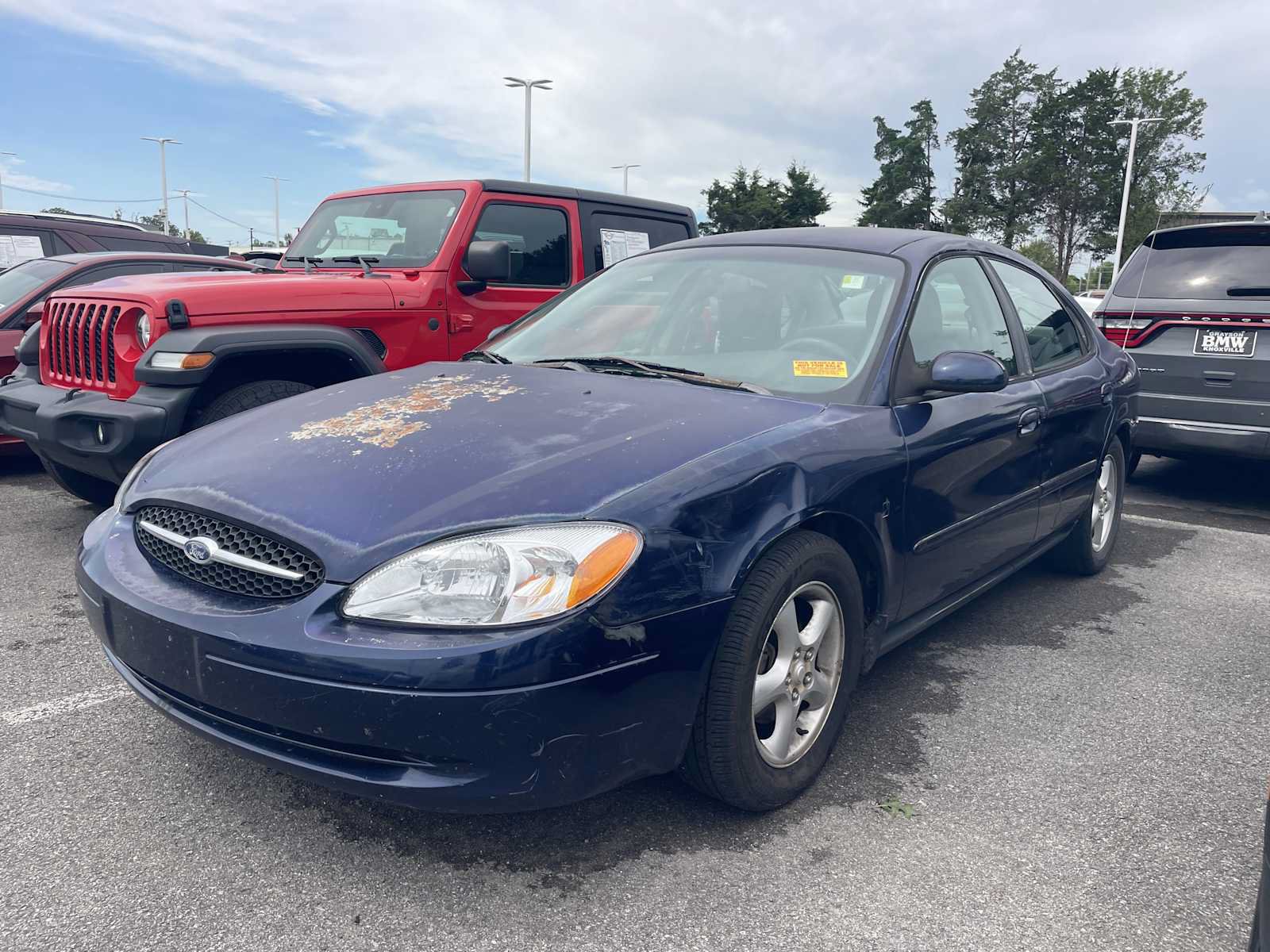 Used 2000 Ford Taurus SES FWD image 3