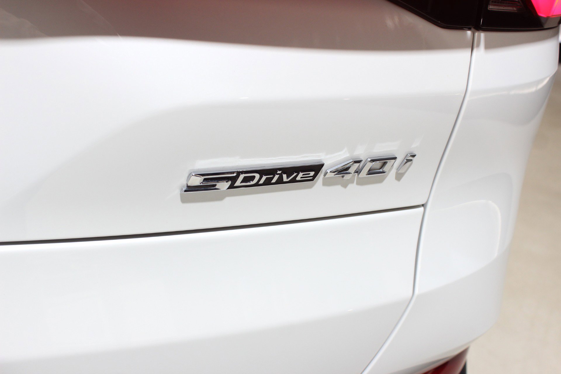 Used 2024 BMW X5 sDrive40i w/ Premium Package image 18