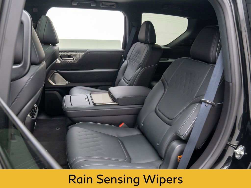 Certified 2025 INFINITI QX80 Autograph image 19