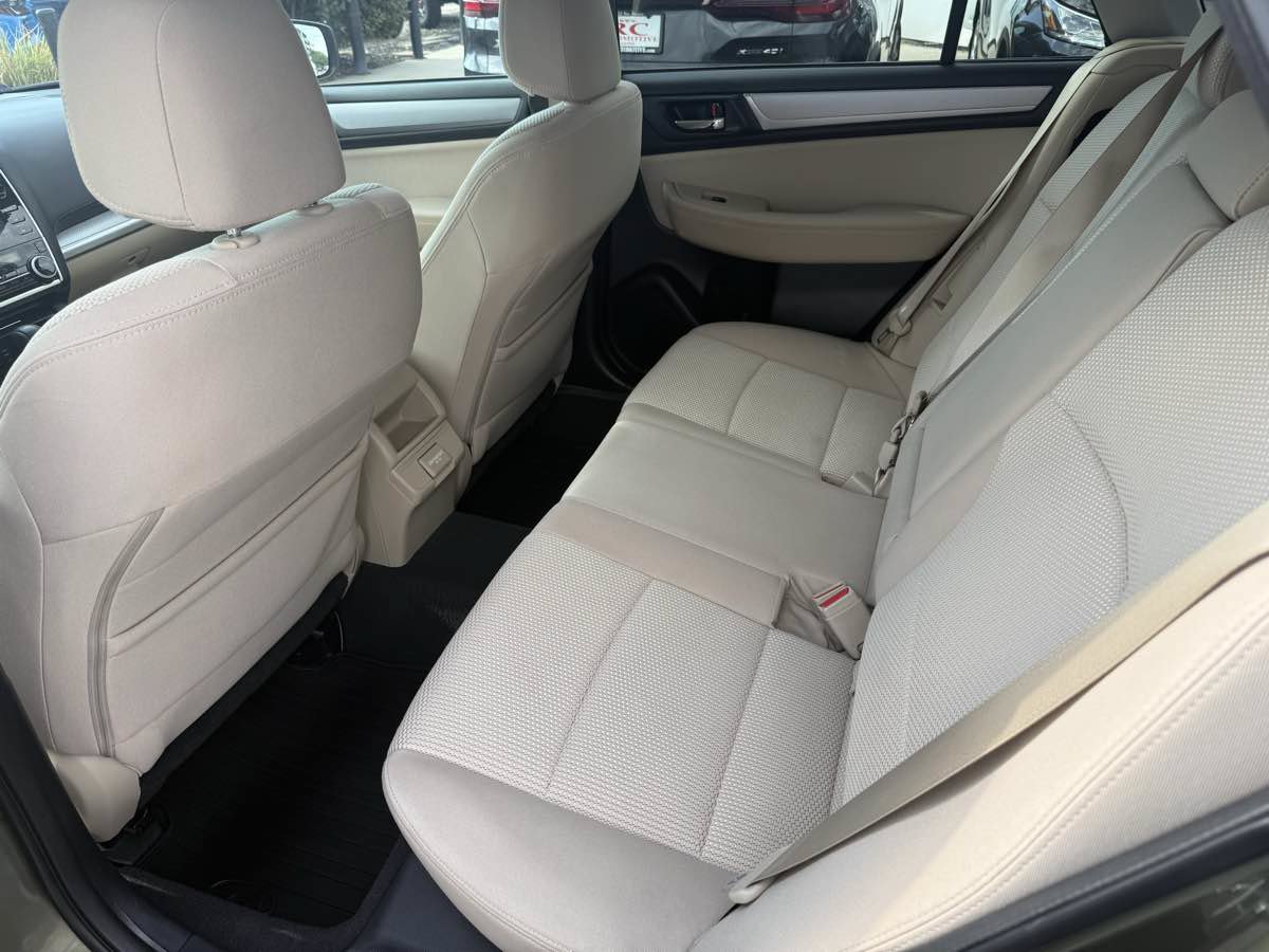 Used 2018 Subaru Outback 2.5i Premium AWD/4WD image 13