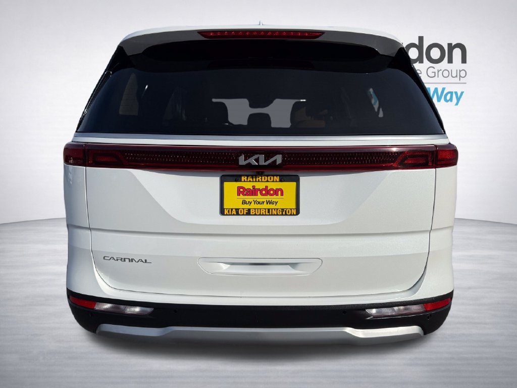 Certified 2023 Kia Carnival LX FWD image 6