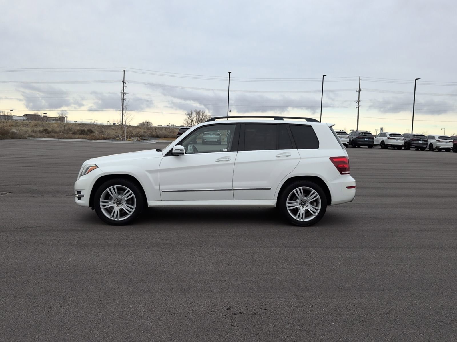 Used 2013 Mercedes-Benz GLK 350 4MATIC image 4