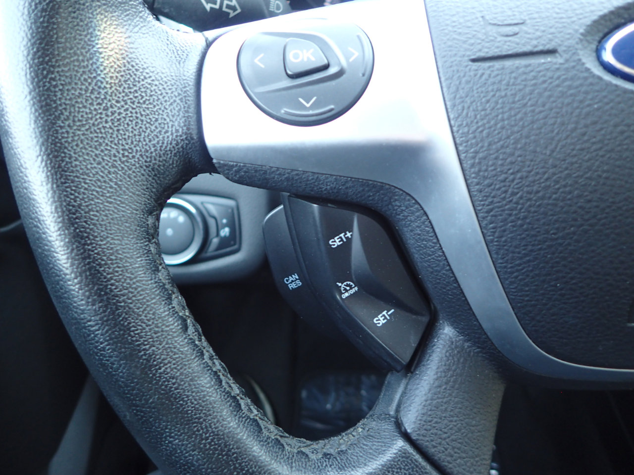 Used 2013 Ford C-MAX SE FWD image 15