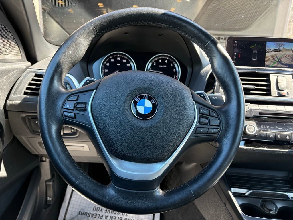 Used 2021 BMW 230i xDrive Convertible w/ Premium Package image 31