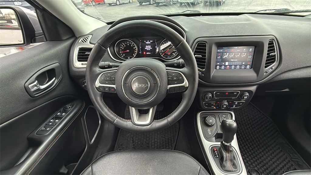 Used 2019 Jeep Compass Latitude w/ Cold Weather Group image 8