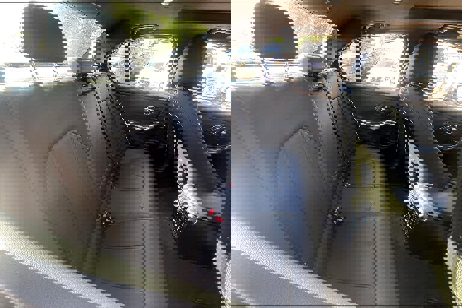 Used 2019 BMW 330i Sedan w/ Driving Assistance Package RWD image 20