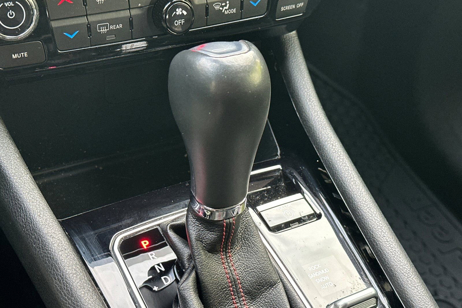 Used 2022 Jeep Compass Trailhawk image 33