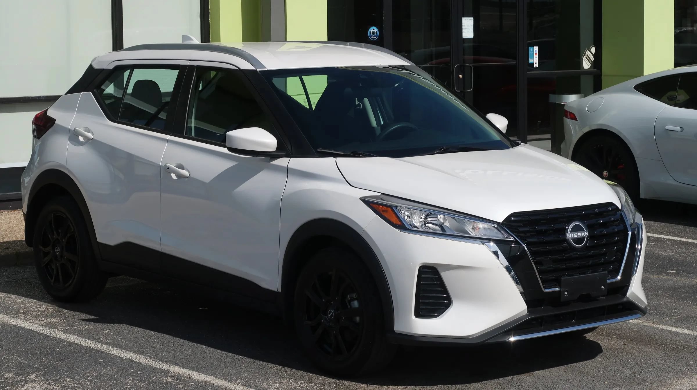 Used 2023 Nissan Kicks SV FWD image 5