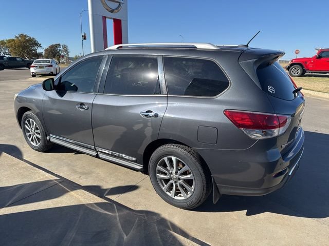 Used 2013 Nissan Pathfinder SL w/ Trailer Tow Pkg FWD image 6