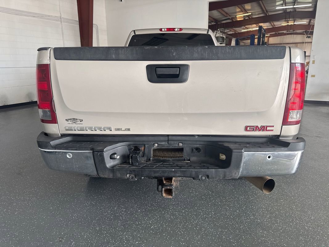 Used 2008 GMC Sierra 3500 SLE w/ Convenience Package image 5