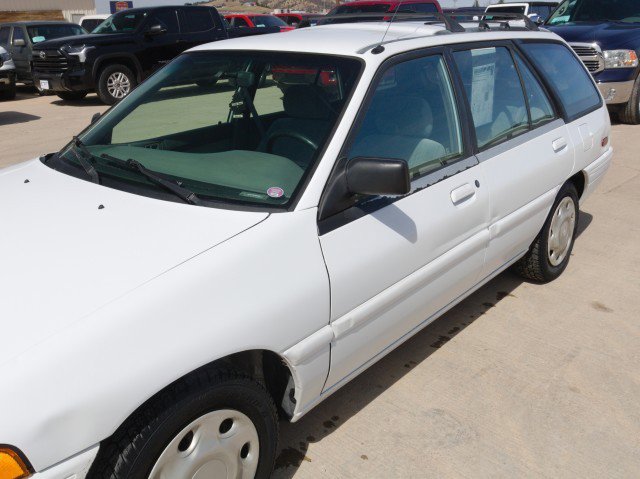 Used 1995 Ford Escort LX image 7