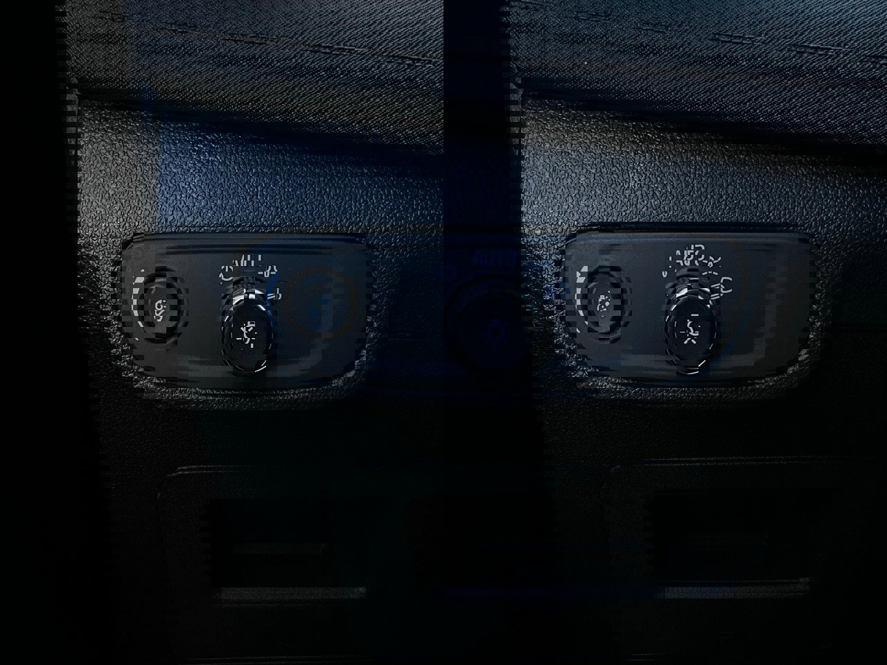 Used 2025 Chevrolet TrailBlazer LT image 19