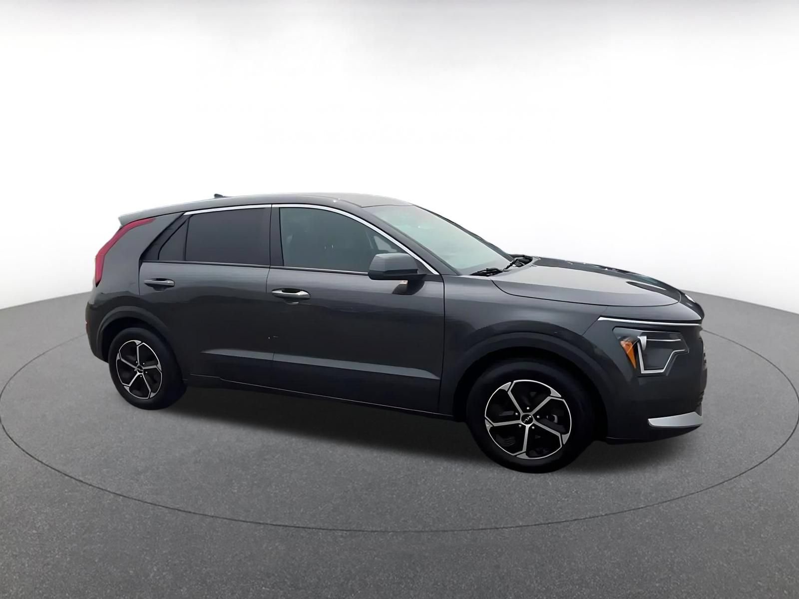 Used 2026 Kia Niro LX FWD video 2