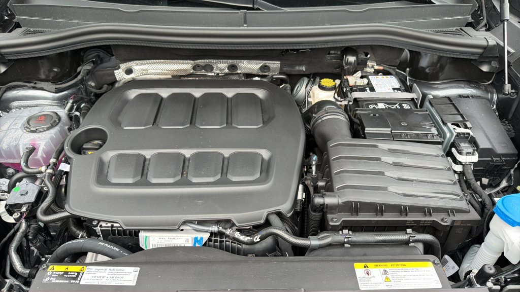 New 2026 Volkswagen Tiguan SE FWD image 33