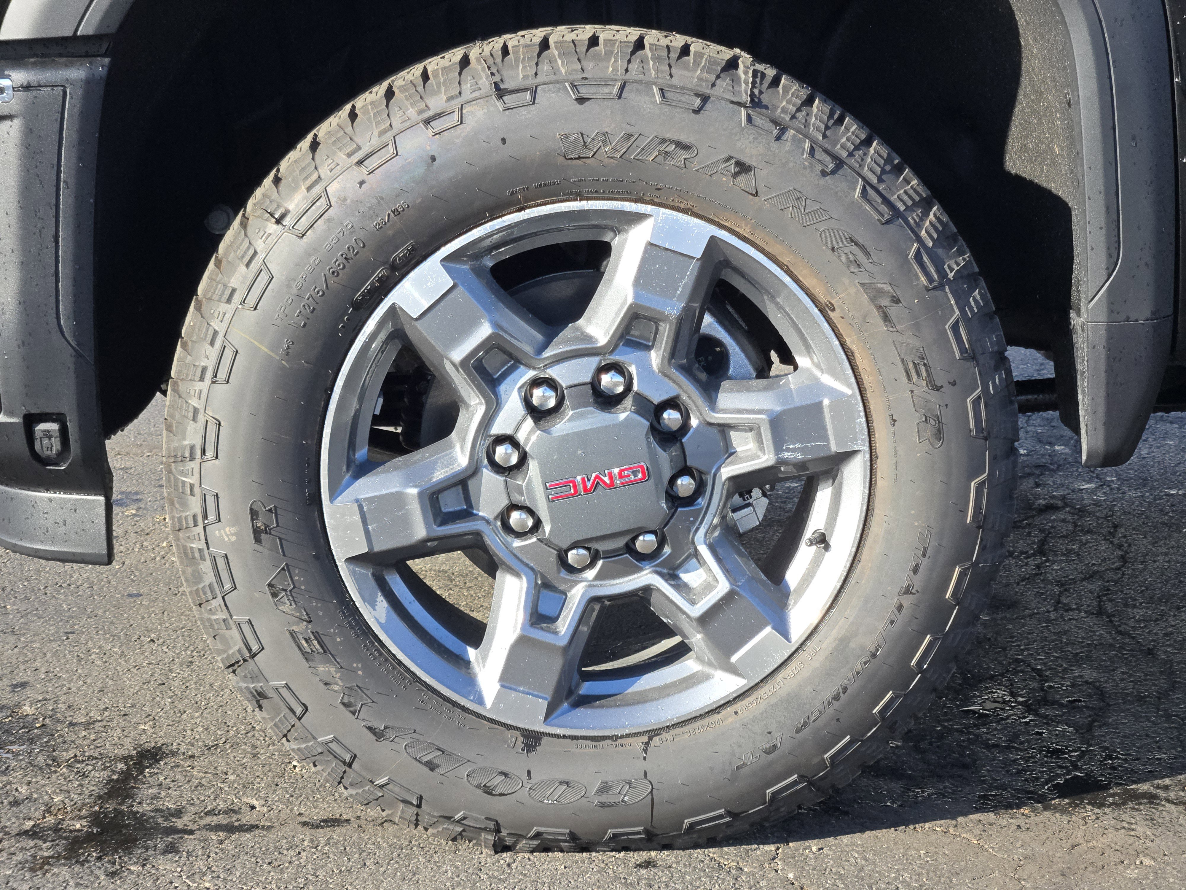 New 2026 GMC Sierra 2500 SLT w/ Texas SLT Premium Package image 9