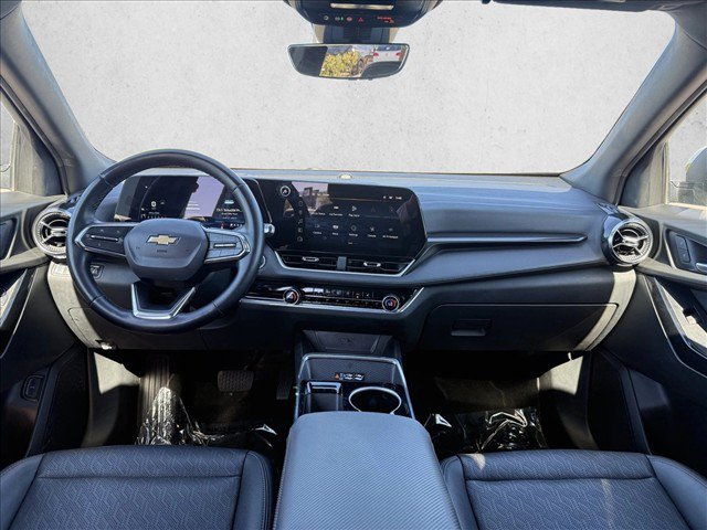 Used 2025 Chevrolet Equinox LT w/ Convenience Package II FWD image 14