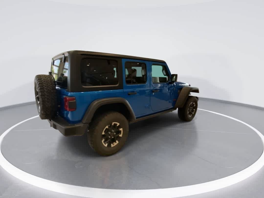 Used 2024 Jeep Wrangler Unlimited Rubicon w/ Capability Package AWD/4WD image 8