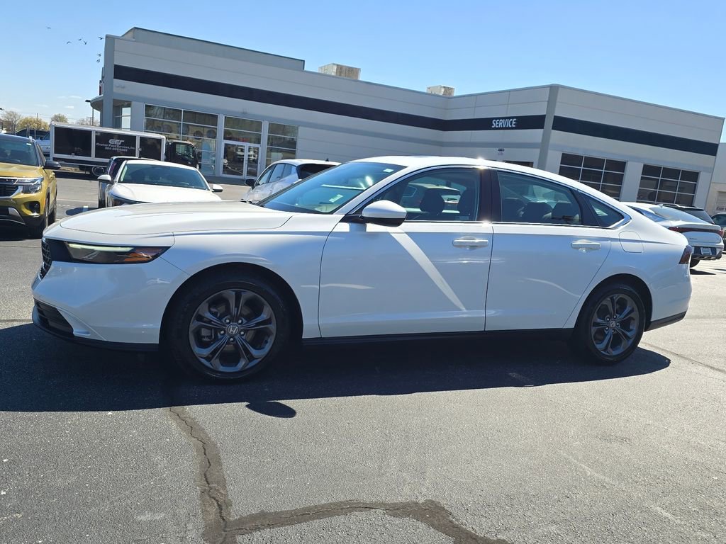 Used 2023 Honda Accord EX image 6