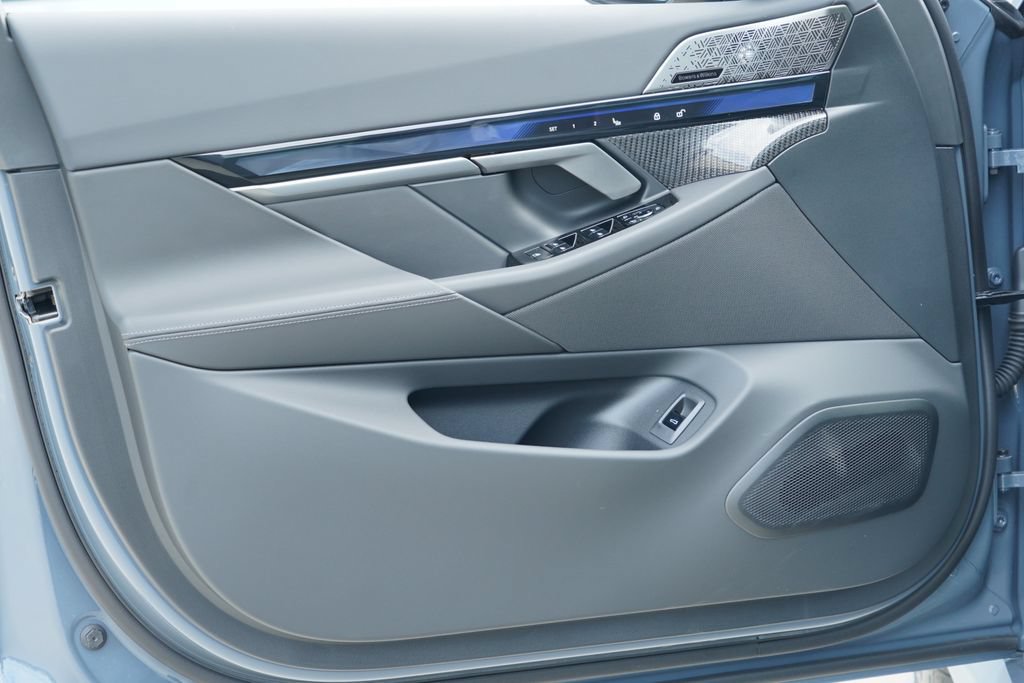 New 2027 BMW M5 Touring AWD/4WD image 12