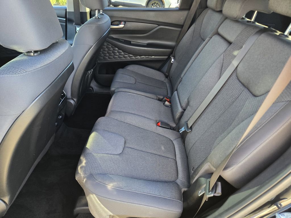 Used 2023 Hyundai Santa Fe SEL image 18