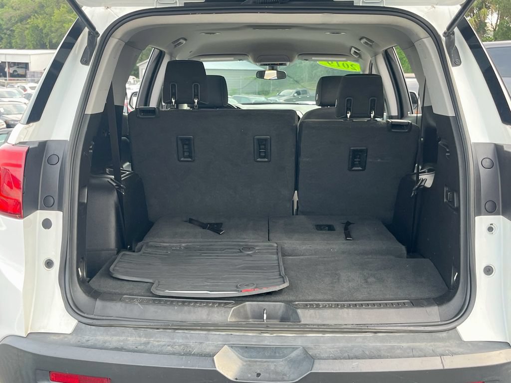 Used 2019 GMC Acadia SLE FWD image 24