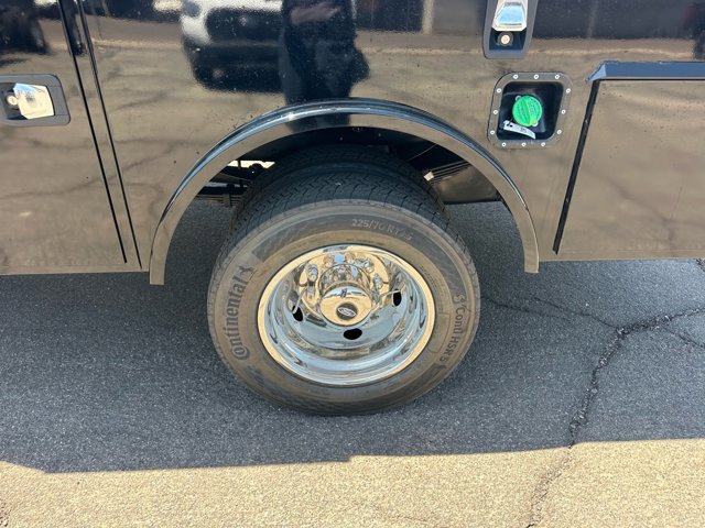 New 2025 Ford F450 XL image 24