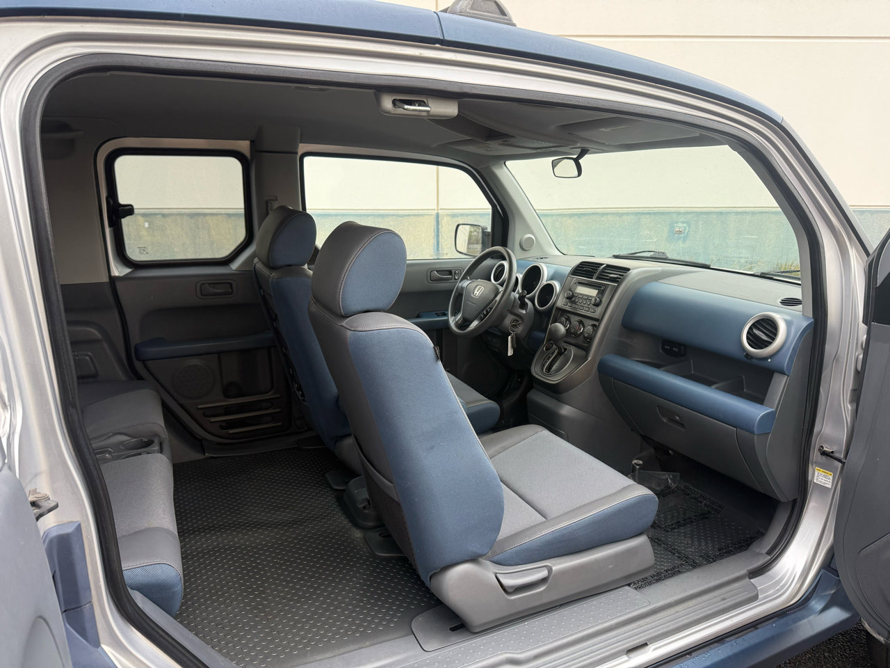 Used 2005 Honda Element EX image 23