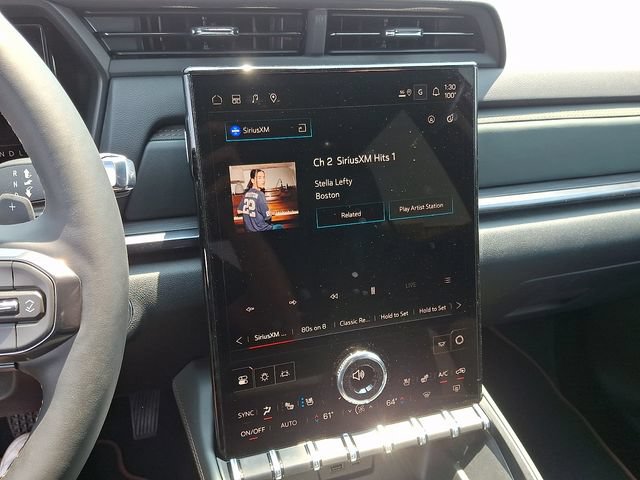 New 2026 GMC Terrain AT4 w/ Convenience Package III AWD/4WD image 13