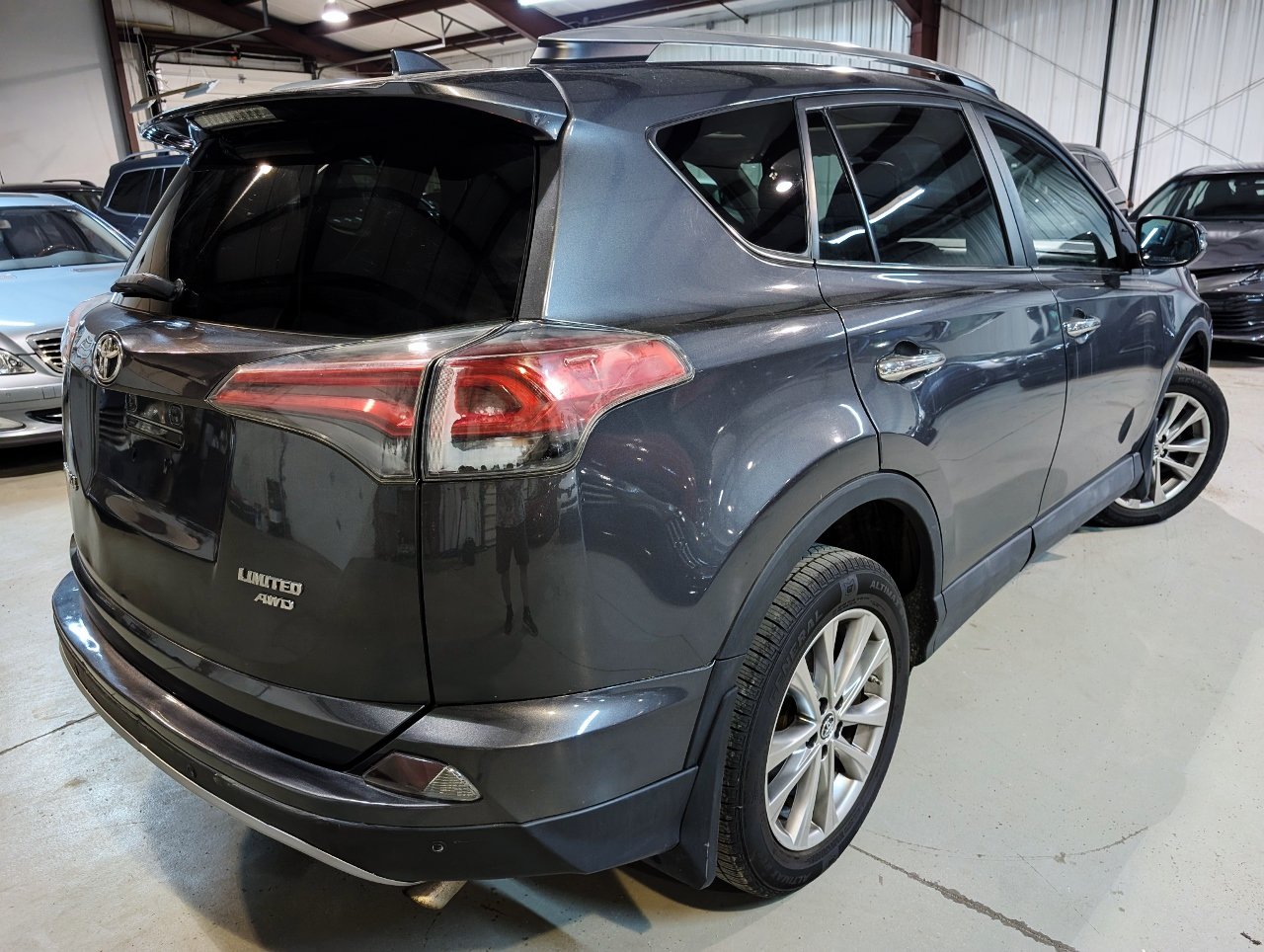 Used 2017 Toyota RAV4 Limited w/ All Weather Liner Package AWD/4WD image 9