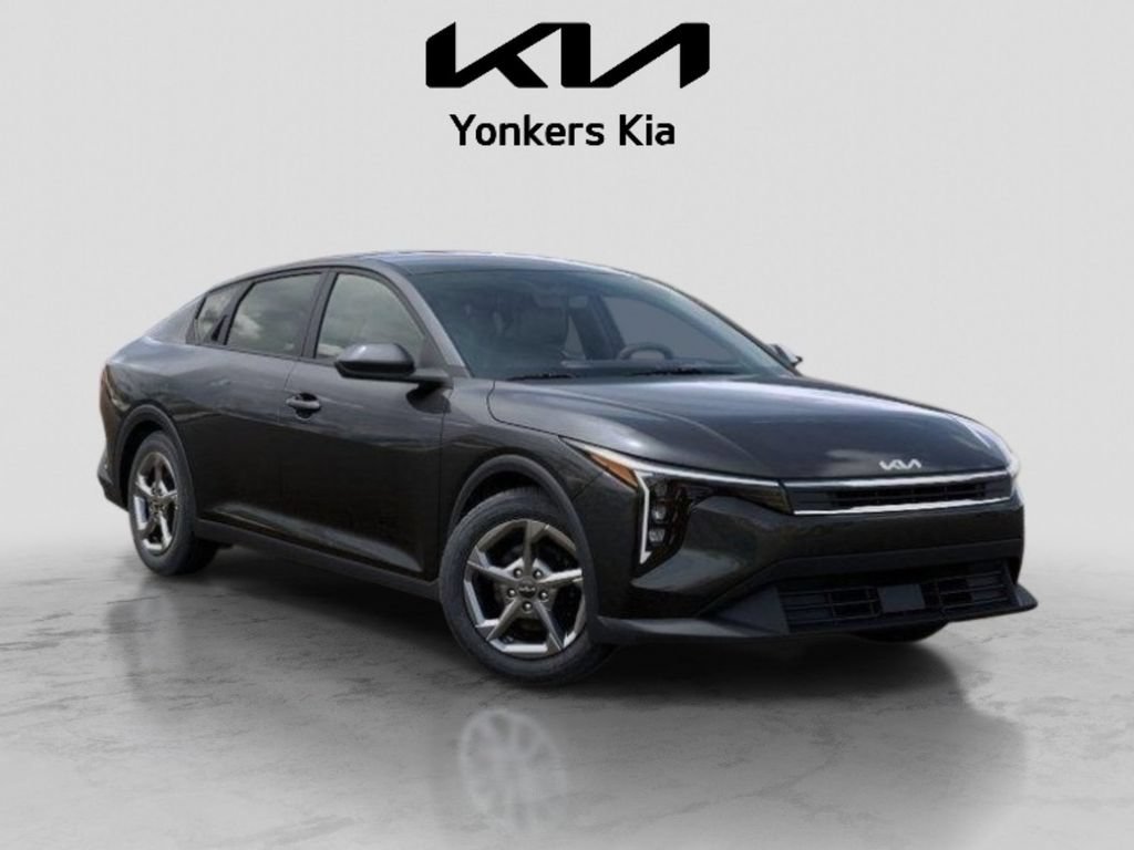 Used 2026 Kia K4 FWD image 8