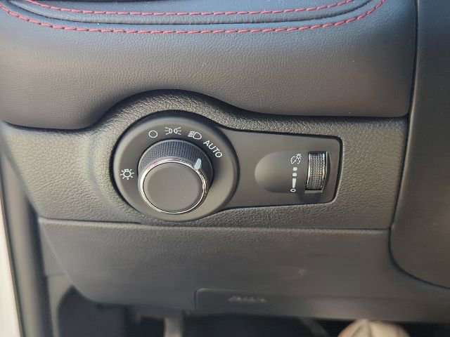 Used 2024 Dodge Durango GT AWD/4WD image 22
