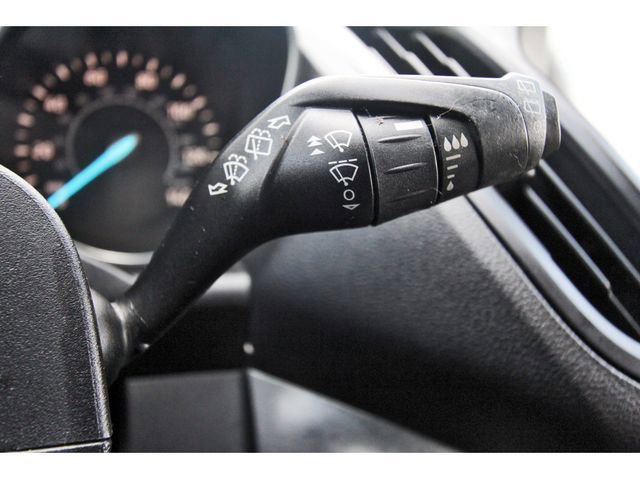 Used 2019 Ford Escape SE image 17