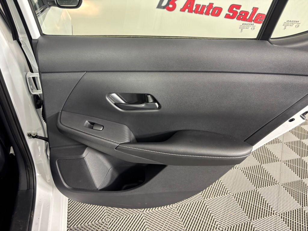 Used 2024 Nissan Sentra S image 34